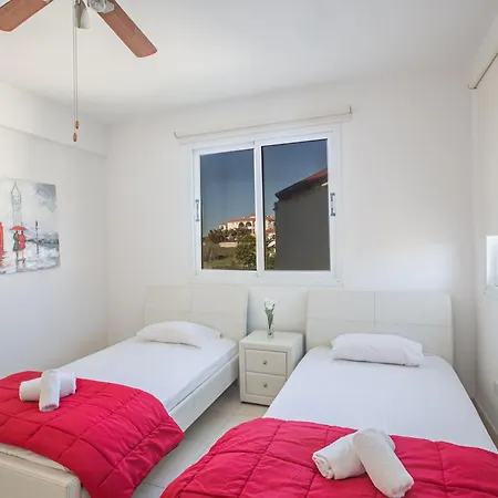 2 Schlafzimmer In Pernera * Protaras